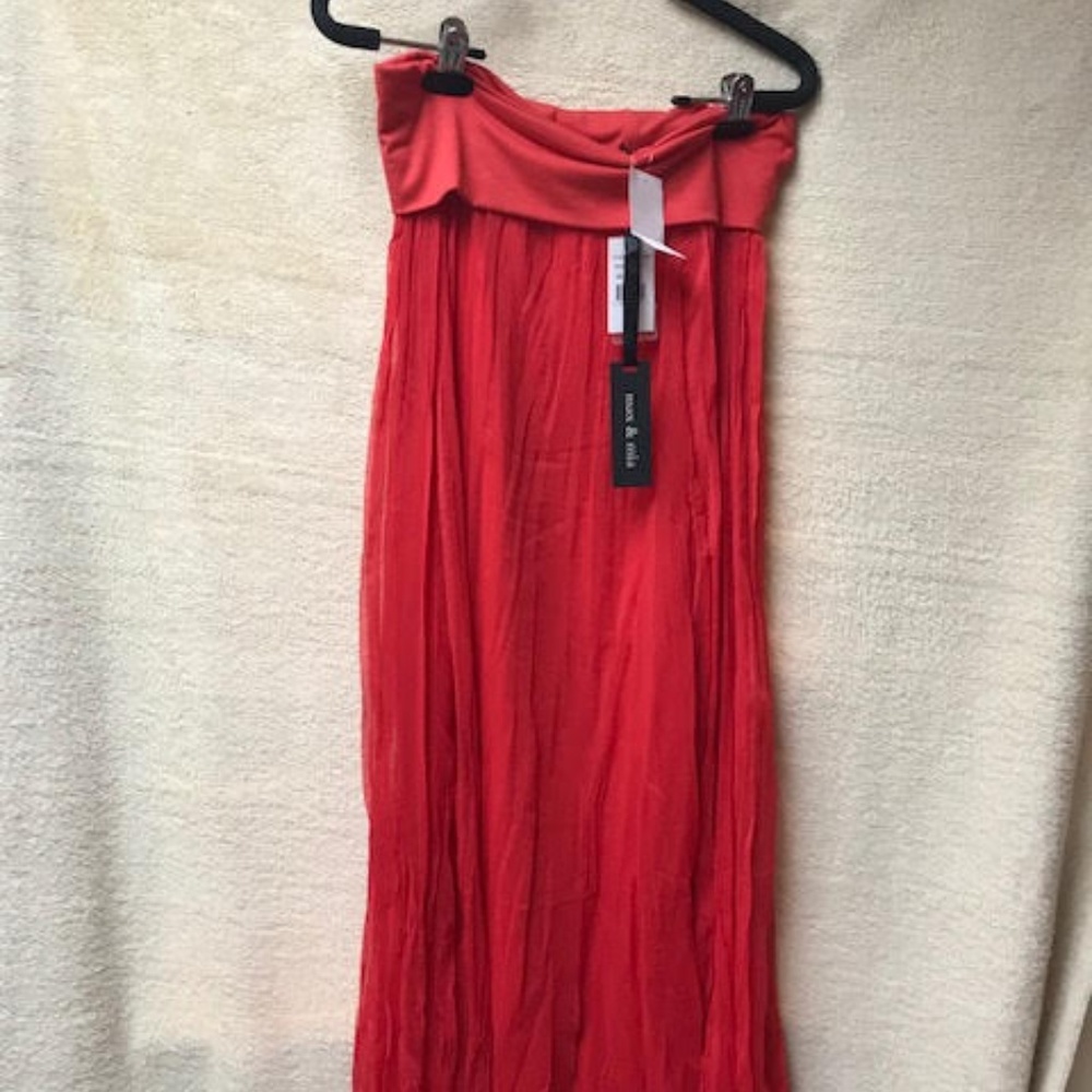 Max and Mia Red Skirt